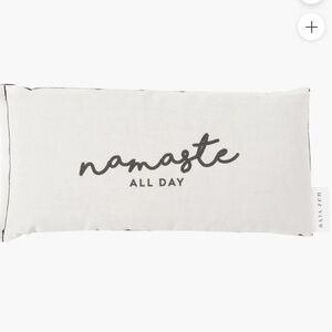 Zen Escape Namaste herbal eye pack new in box